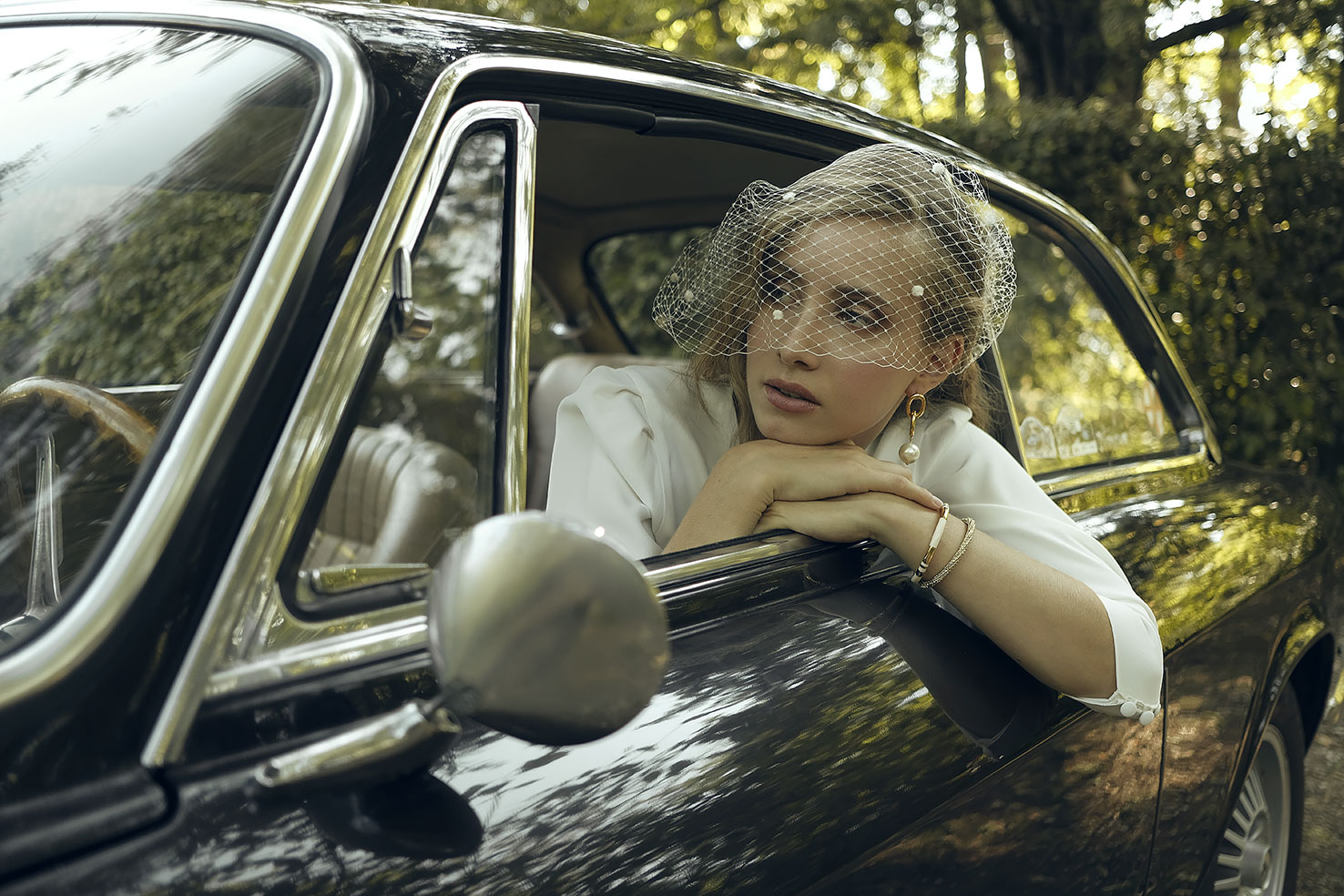 Olympe-mariage beau-costumes campagne photographie photo voiture modele mathilda galmot leah hoffman charlotte lamouroux coline berger damien lemaire