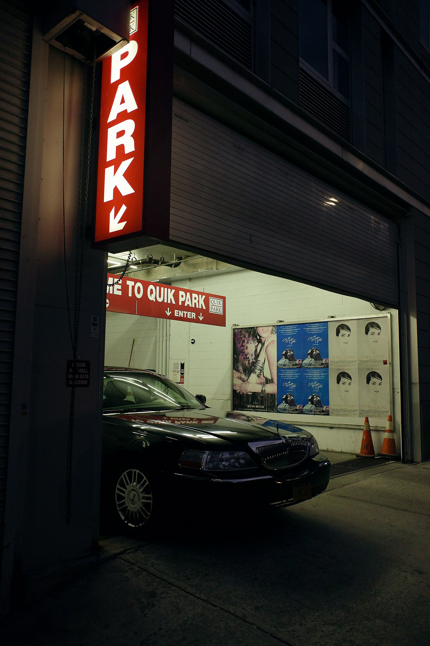 photo photographie lifestyle new york street car voiture nuit garage